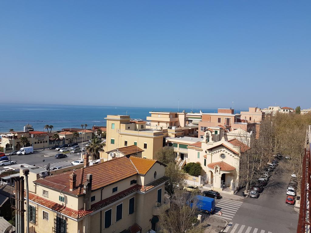 Ferienwohnung Mary'S Penthouse Lido di Ostia Exterior foto
