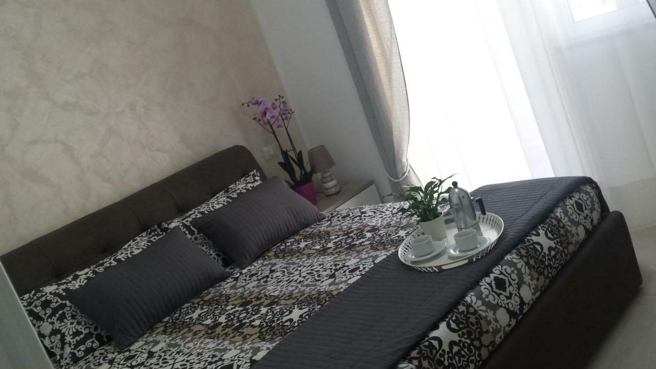Ferienwohnung Mary'S Penthouse Lido di Ostia Exterior foto